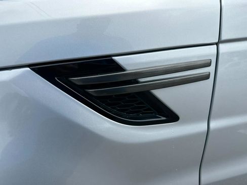 Used 2016 Land Rover Range Rover Sport SE AWD/4WD image 14