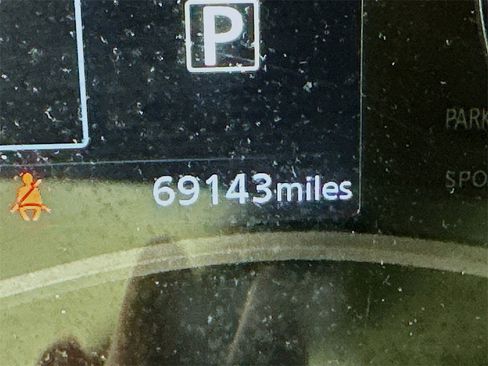 Used 2021 Nissan Kicks SV image 31