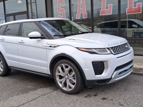 Used 2018 Land Rover Range Rover Evoque Autobiography image 2