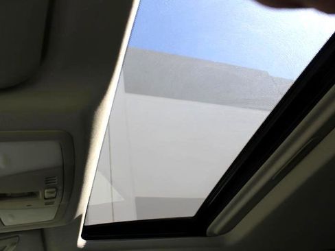 Used 2016 INFINITI QX50 AWD w/ Premium Plus Package image 30