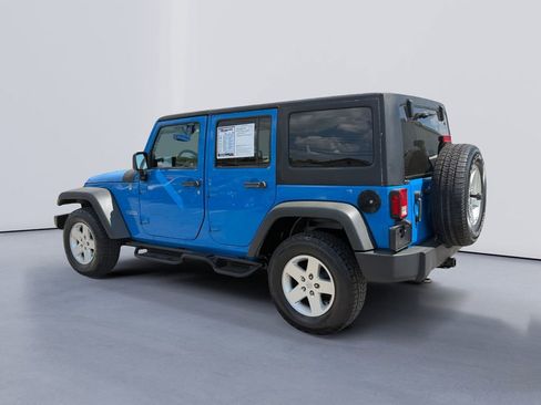 Used 2012 Jeep Wrangler Unlimited Sport AWD/4WD image 5