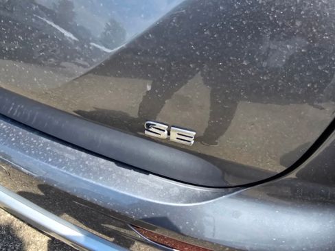 Used 2024 Mitsubishi Outlander SE AWD/4WD image 12
