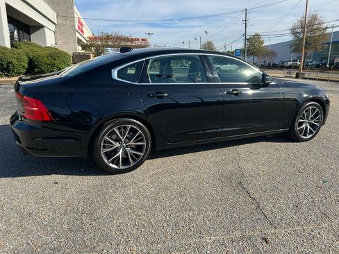 Used 2018 Volvo S90 T5 Momentum w/ Momentum Plus Package image 20
