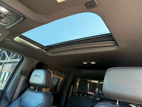 Used 2021 GMC Sierra 1500 AT4 w/ AT4 Value Package image 16