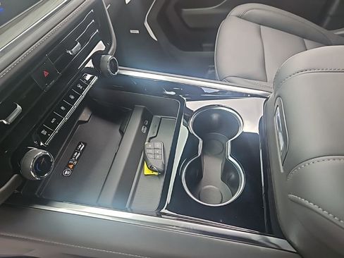 New 2026 Chevrolet Tahoe LT AWD/4WD image 15