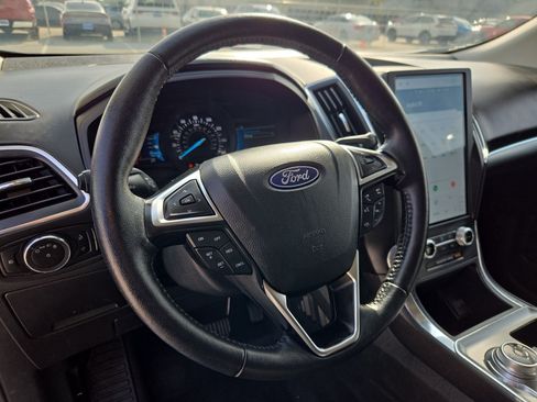 Used 2024 Ford Edge Titanium AWD/4WD image 16