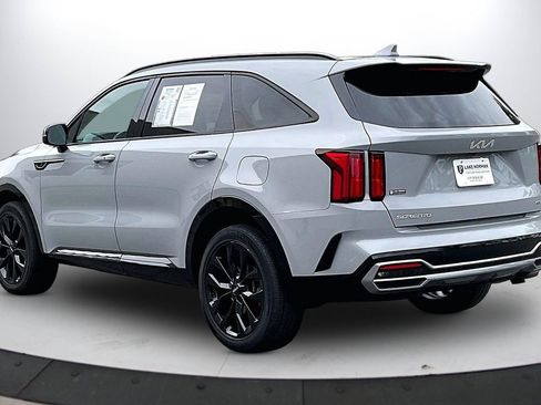 Used 2023 Kia Sorento SX AWD/4WD image 6