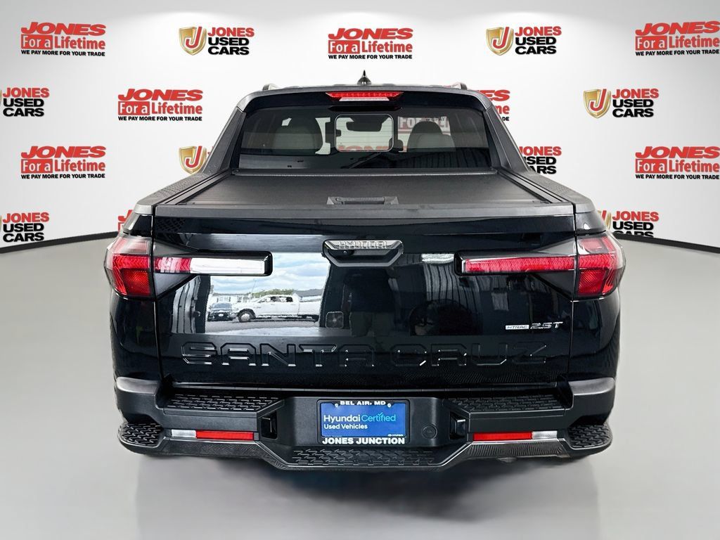 Certified 2025 Hyundai Santa Cruz Limited AWD/4WD image 17
