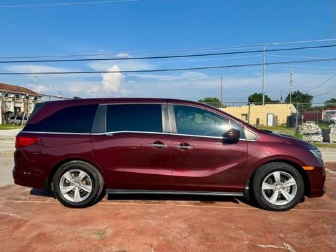 Used 2018 Honda Odyssey EX-L image 3