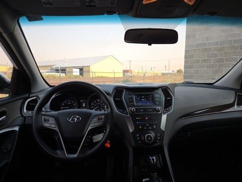 Used 2018 Hyundai Santa Fe Sport AWD/4WD image 13