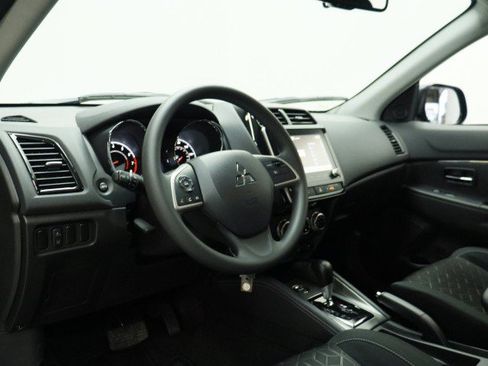 Used 2026 Mitsubishi Outlander Sport AWD image 6