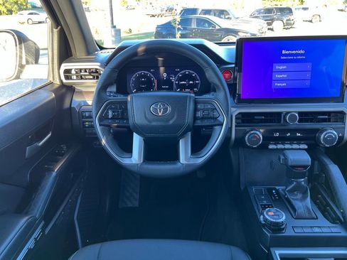 Used 2024 Toyota Tacoma TRD Off-Road image 14
