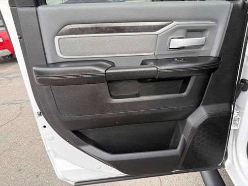 Used 2021 RAM 2500 Big Horn w/ Level 1 Equipment Group image 17