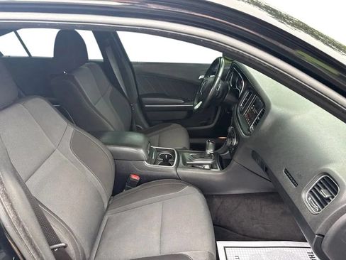 Used 2018 Dodge Charger R/T RWD image 14