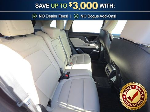 Used 2025 Lincoln Corsair FWD image 23