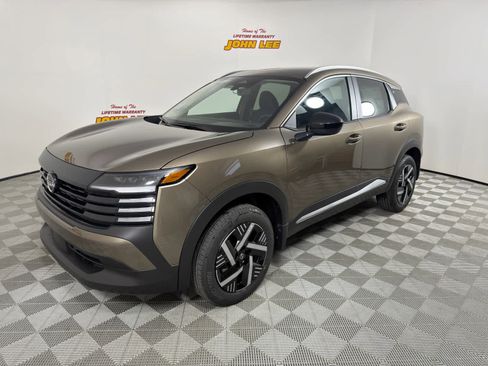 New 2026 Nissan Kicks SV w/ Interior Electronics Package FWD image 1