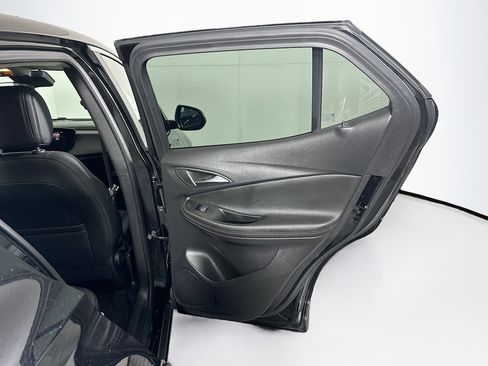 Used 2025 Buick Encore GX Preferred image 31