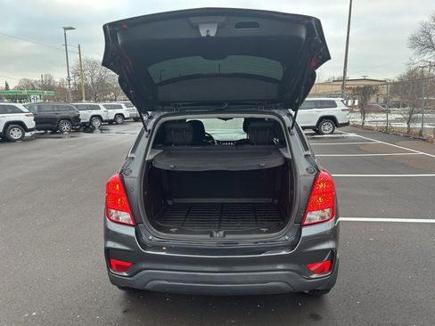 Used 2019 Chevrolet Trax LS w/ Tint and Cruise Package image 11