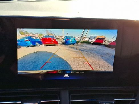 Used 2025 Chevrolet Trax RS w/ Driver Confidence Package image 18