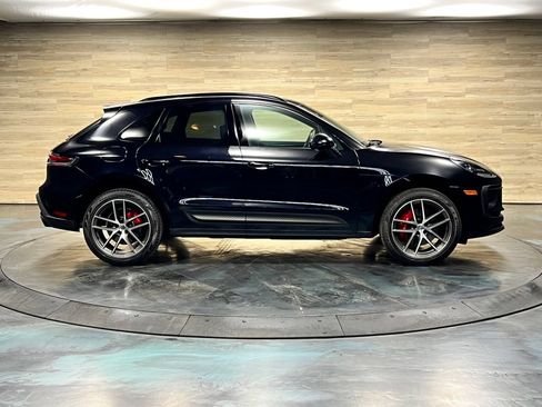 Used 2024 Porsche Macan S AWD/4WD image 28