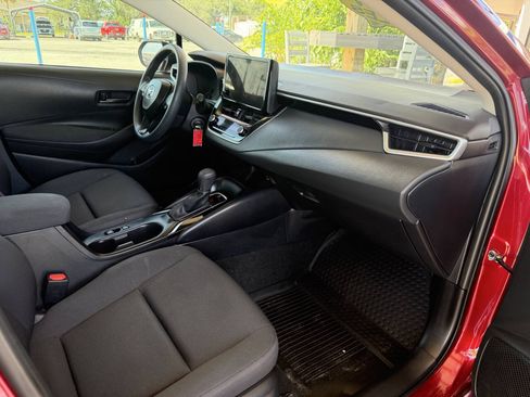 Used 2023 Toyota Corolla LE FWD image 12