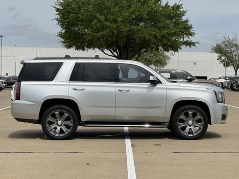 Used 2015 GMC Yukon SLT w/ Open Road Package image 3