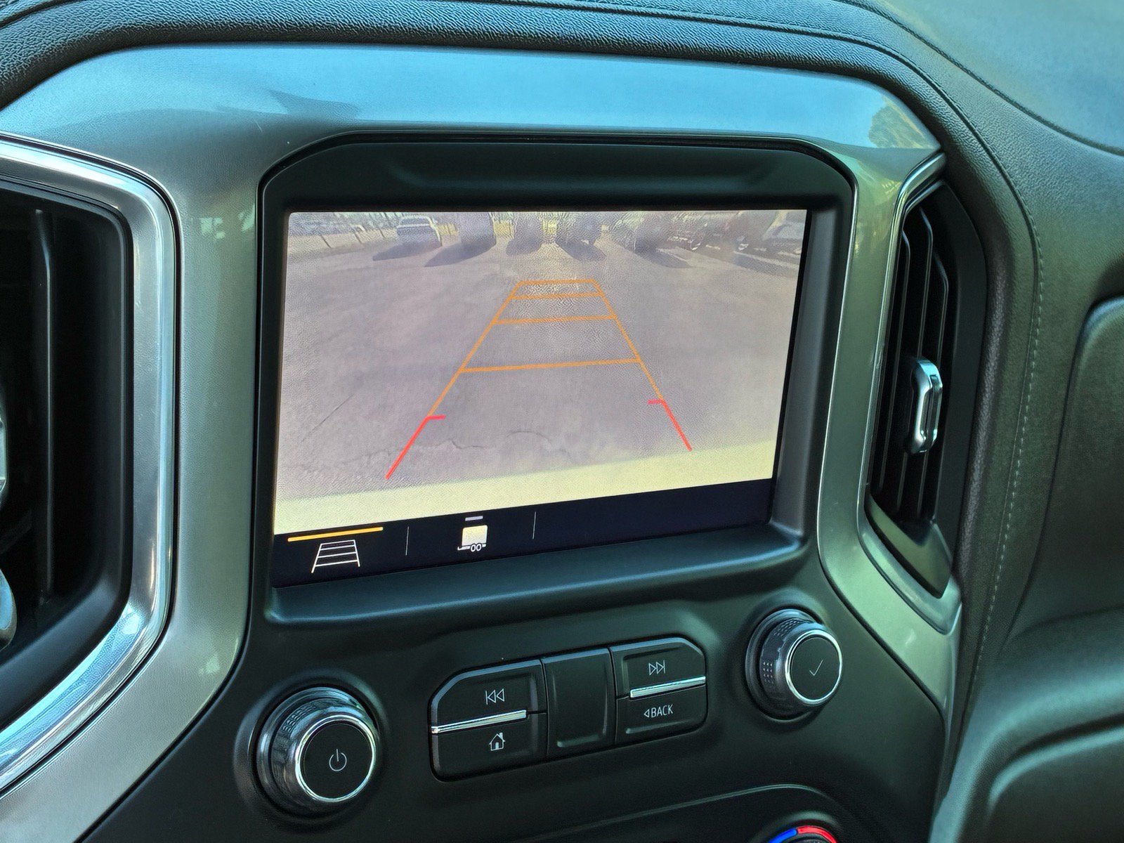 Used 2019 Chevrolet Silverado 1500 LT Trail Boss AWD/4WD image 14