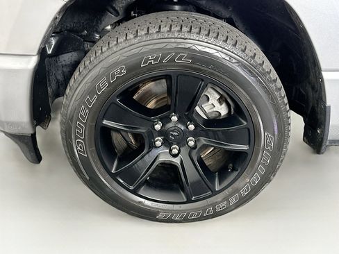 Used 2023 RAM 1500 Big Horn AWD/4WD image 11