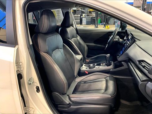 Used 2024 Subaru Crosstrek 2.5i Limited AWD/4WD image 11