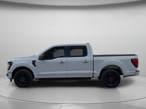 Certified 2024 Ford F150 XLT w/ XLT Black Appearance Package RWD image 5