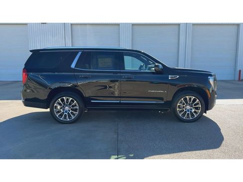 New 2026 GMC Yukon Denali w/ Sun & Power Step Package image 9