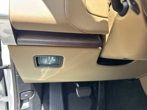 New 2026 Land Rover Range Rover SE AWD/4WD image 33