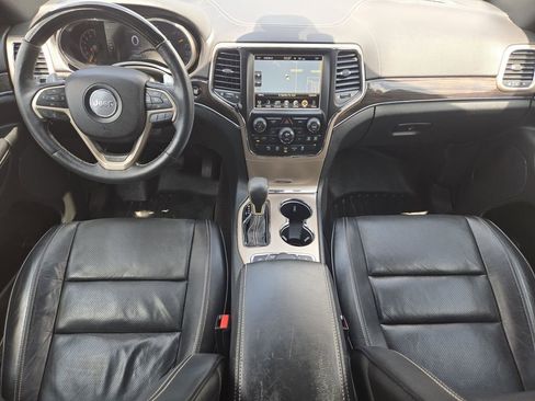 Used 2017 Jeep Grand Cherokee Overland AWD/4WD image 28