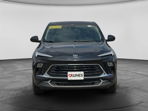 Used 2025 Buick Encore GX Preferred FWD image 2