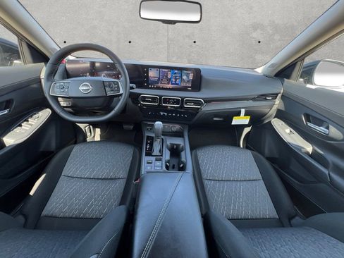 New 2026 Nissan Sentra SV w/ SV Convenience Package FWD image 20