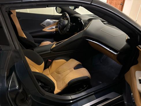 Used 2021 Chevrolet Corvette Stingray Premium Conv w/ Battery Protection Package RWD image 7