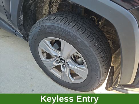 Used 2023 Toyota RAV4 XLE image 8