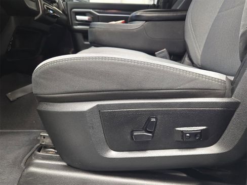 Used 2024 RAM 2500 Big Horn image 27