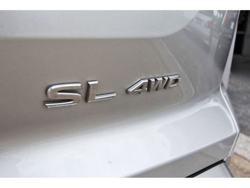 Used 2025 Nissan Pathfinder SL AWD/4WD image 28