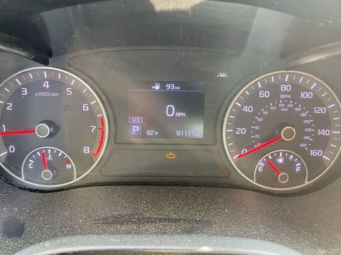 Used 2019 Kia Optima S image 18