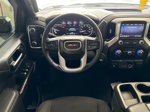 Used 2020 GMC Sierra 1500 SLE w/ SLE Value Package AWD/4WD image 17