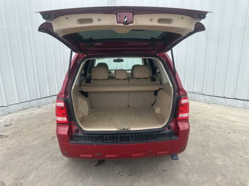 Used 2011 Ford Escape Limited w/ 302A Rapid Spec Order Code FWD image 8