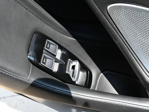 Used 2023 McLaren GT RWD image 20
