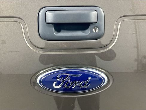 Used 2016 Ford F250 XLT w/ XLT Value Package image 18