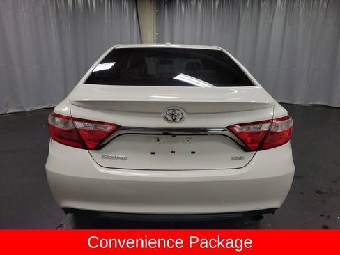 Used 2015 Toyota Camry XSE image 7
