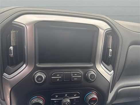 Used 2020 Chevrolet Silverado 2500 LT w/ Fleet Comfort Package image 12