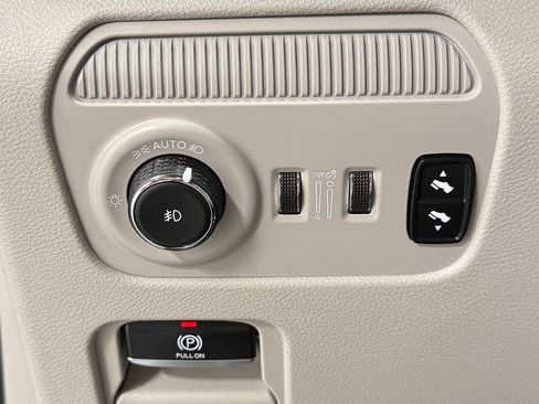 Used 2022 Jeep Wagoneer Series II w/ Convenience Group I AWD/4WD image 24