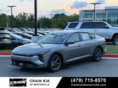 New 2026 Kia K4 FWD image 3