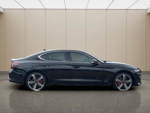 Certified 2025 Genesis G70 2.5T w/ Sport Prestige Package image 6