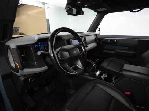 Used 2023 Ford Bronco Badlands image 45